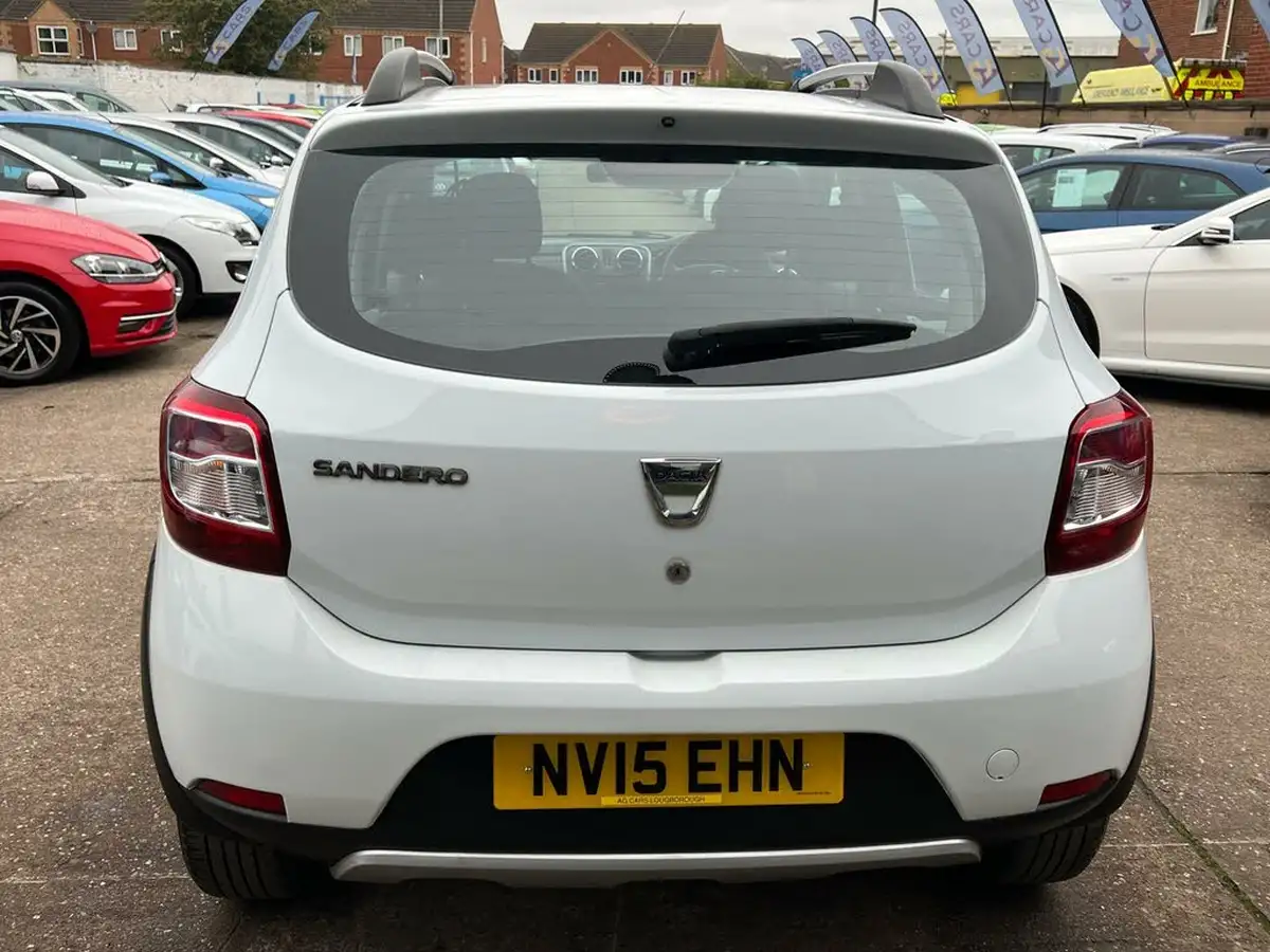 2015-dacia-sandero-stepway-09-ambiance-big-45