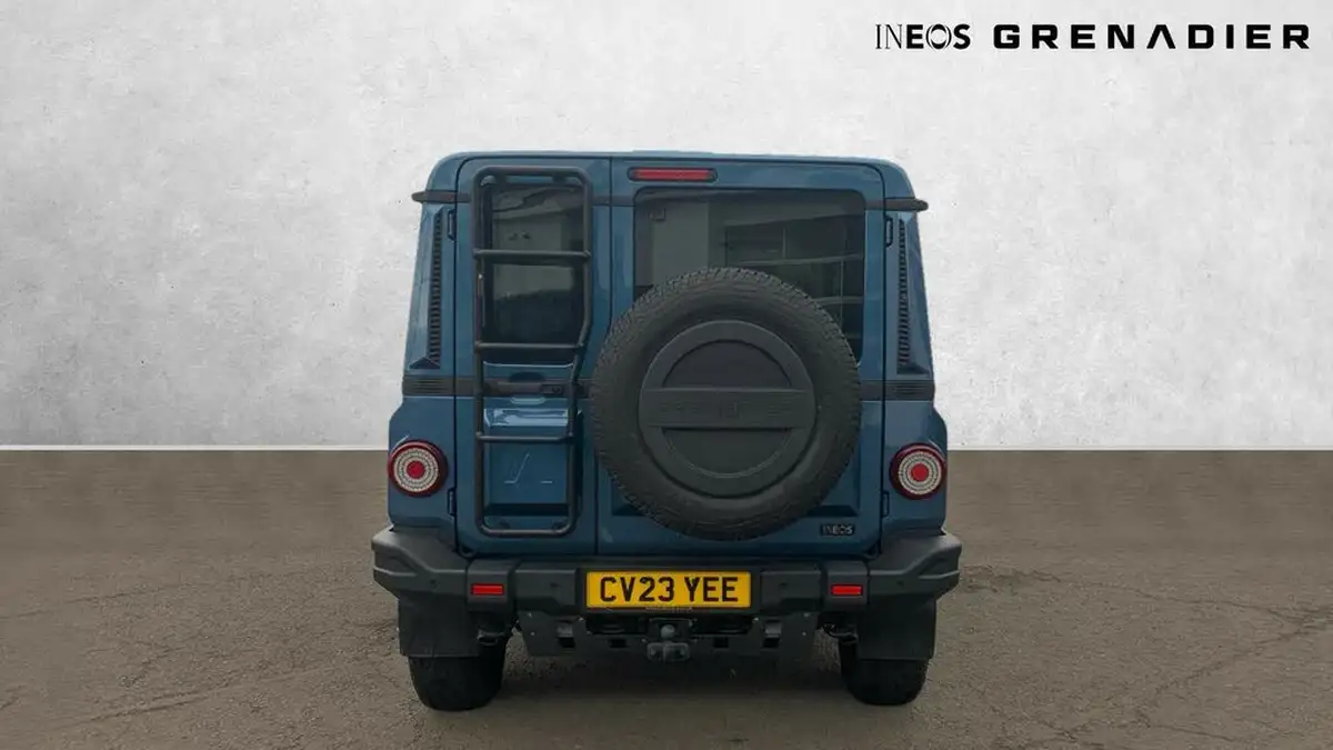 2023-ineos-grenadier-30td-fieldmaster-edition-249ps-4x4-station-wagon-5d-auto-big-3