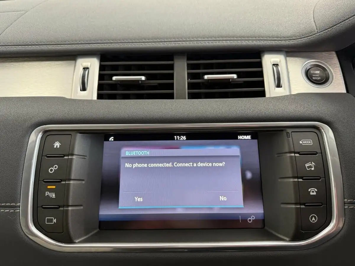 2015-land-rover-range-rover-evoque-20td4-se-tech-ss-hatchback-5d-big-43