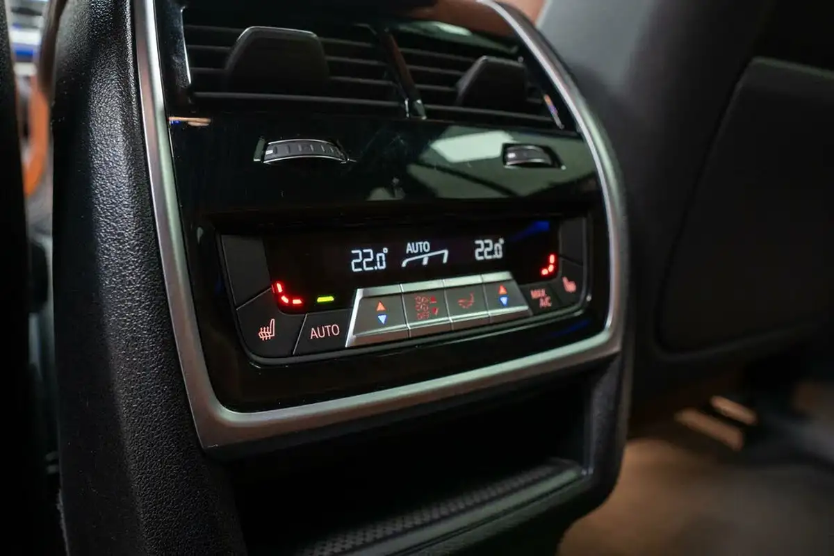2019-bmw-x5-30-xdrive-40i-m-sport-7-seats-steptronic-big-17