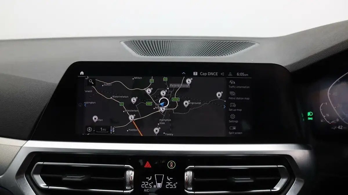 2021-bmw-3-series-20-330e-m-sport-tech-packpro-pack-saloon-4d-big-11