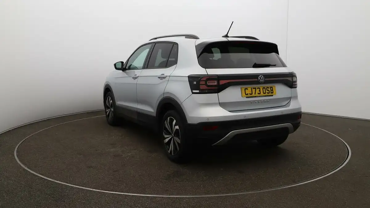 2023-volkswagen-t-cross-10-tsi-black-edition-110ps-dsg-big-52