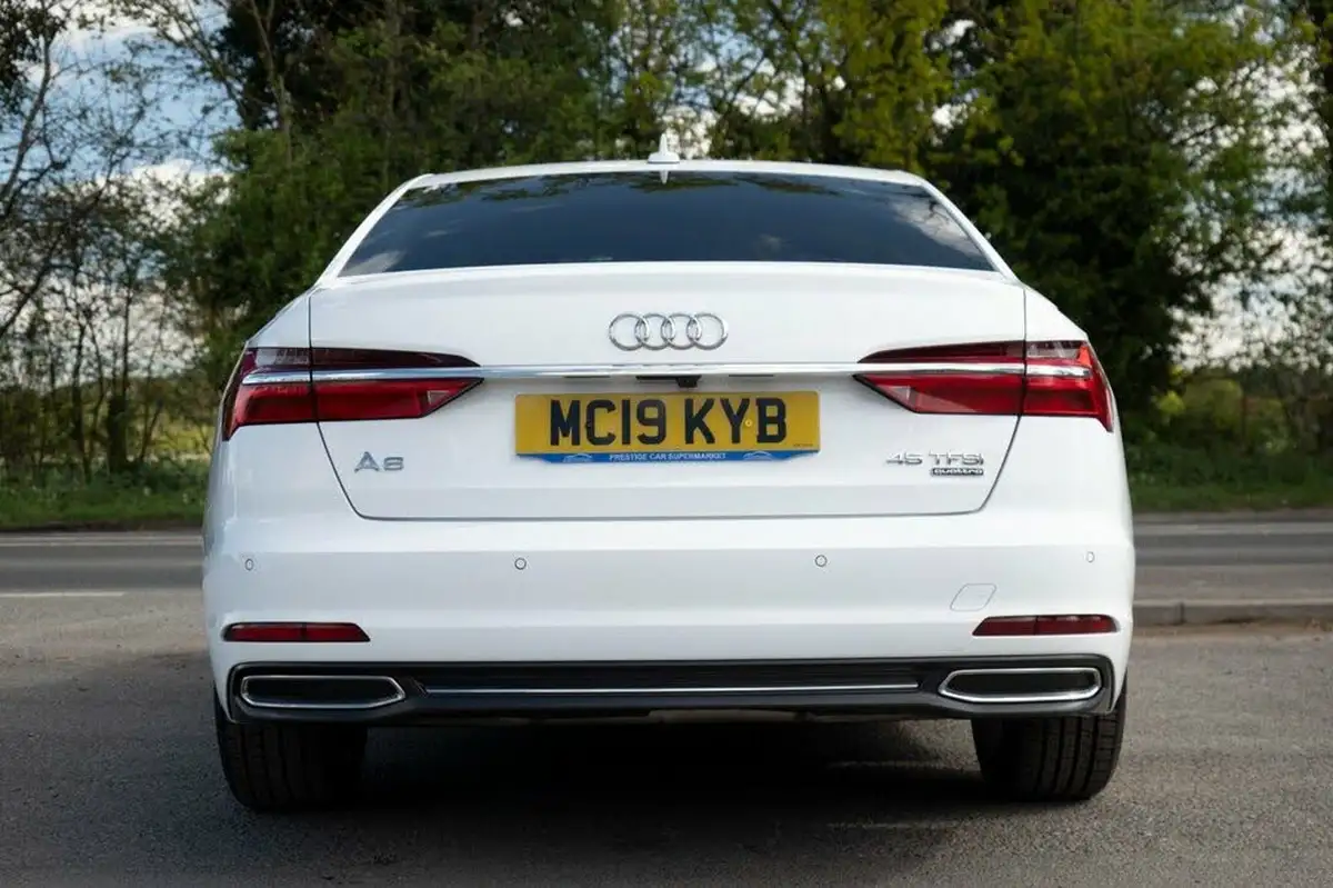 2019-audi-a6-saloon-20-45-tfsi-sport-big-4