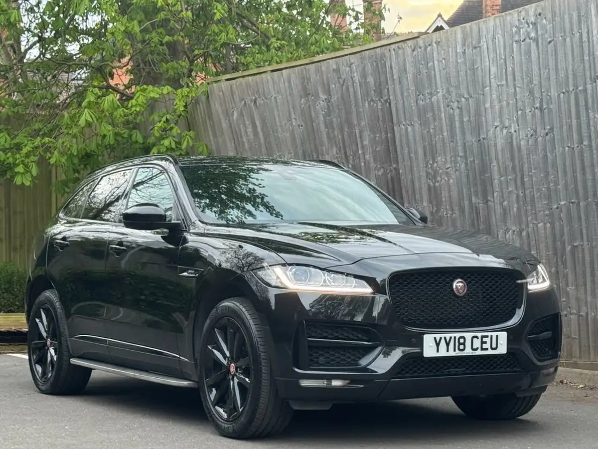 2018-jaguar-f-pace-20-i4d-r-sport-180ps-awd-auto-big-0