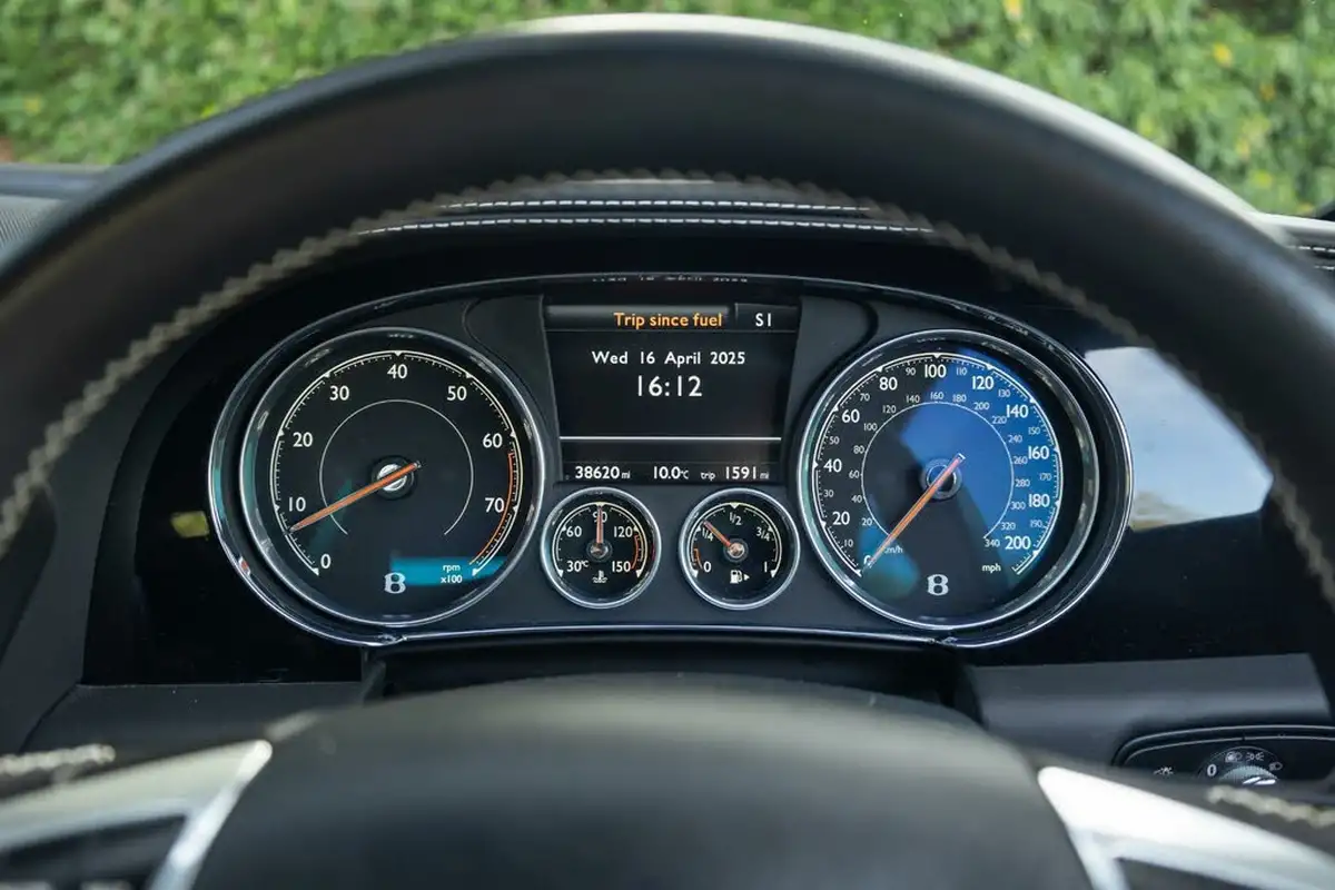 2017-bentley-continental-40-gt-v8-s-convertible-big-31
