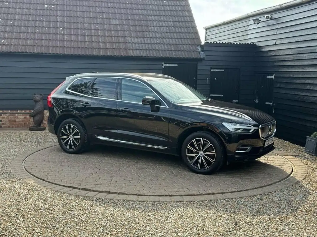 2020-volvo-xc60-20-t8-inscription-299bhp-4x4-ss-big-25