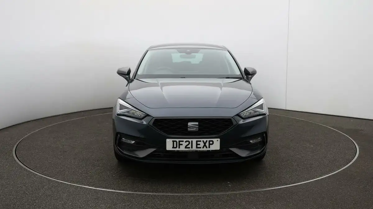 2021-seat-leon-14-e-hybrid-fr-hatchback-big-2