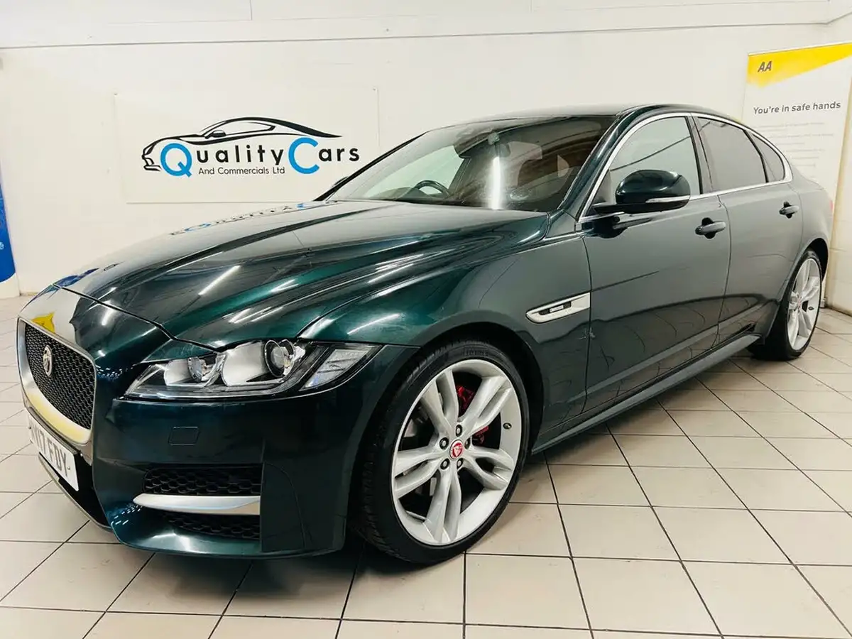 2017-jaguar-xf-20td-r-sport-180ps-saloon-4d-1999cc-auto-big-0