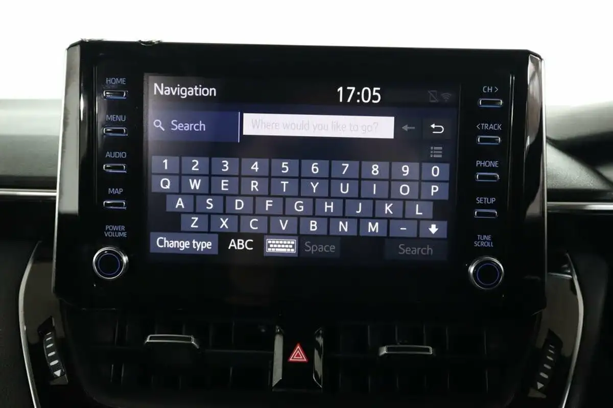 2021-toyota-corolla-20-vvt-i-icon-tech-touring-sports-big-30