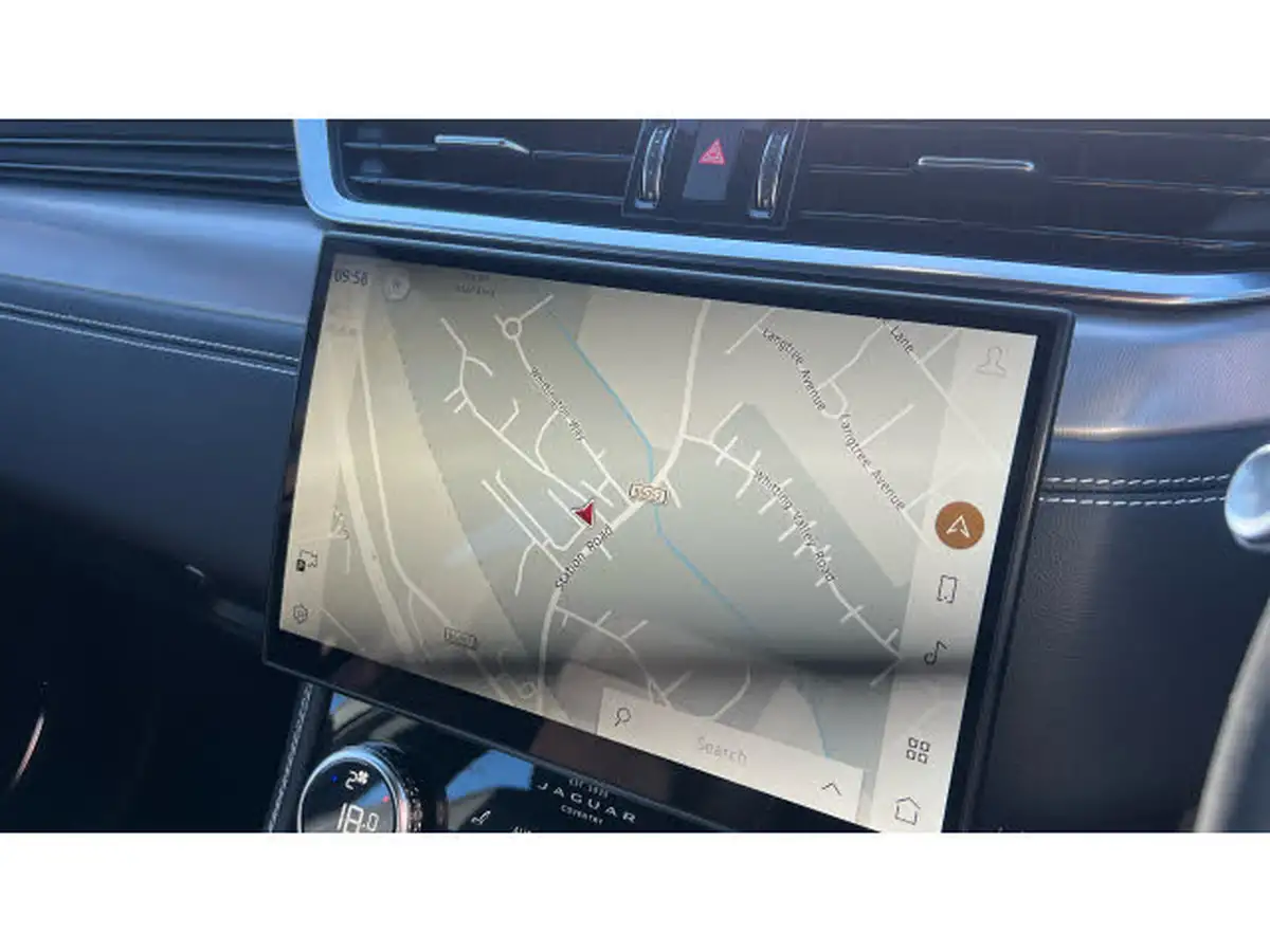 2022-jaguar-f-pace-30-d300-r-dynamic-se-big-10
