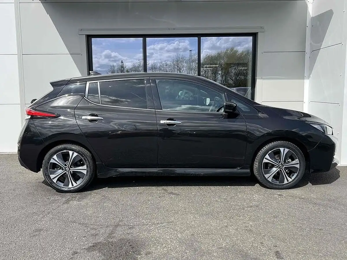2022-nissan-leaf-e-n-connecta-big-5