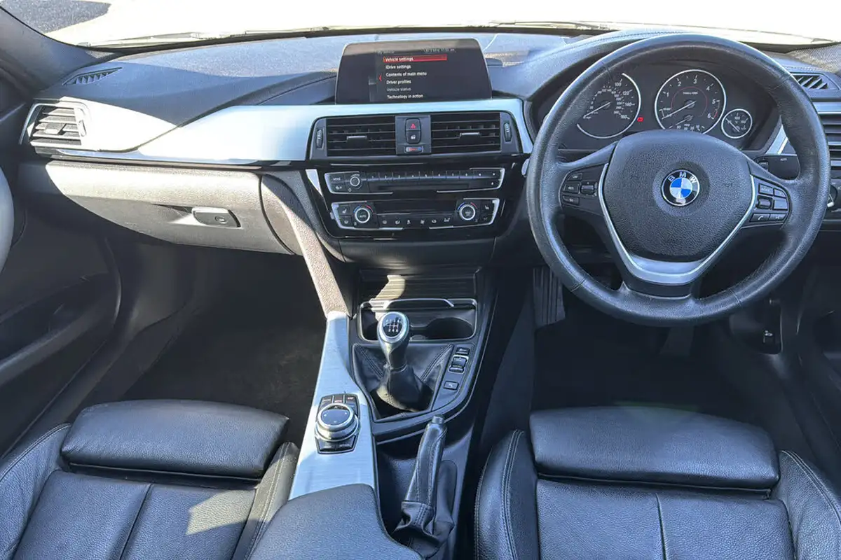 2018-bmw-3-series-20td-316d-se-saloon-4d-big-7