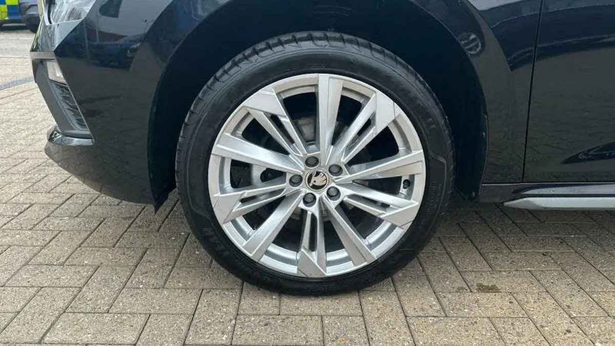 2024-skoda-kamiq-10-tsi-se-l-116ps-dsg-big-34