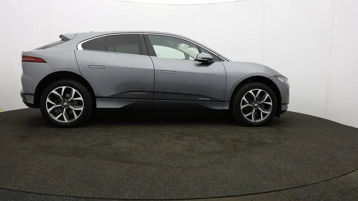 2021-jaguar-i-pace-ev400-hse-big-30