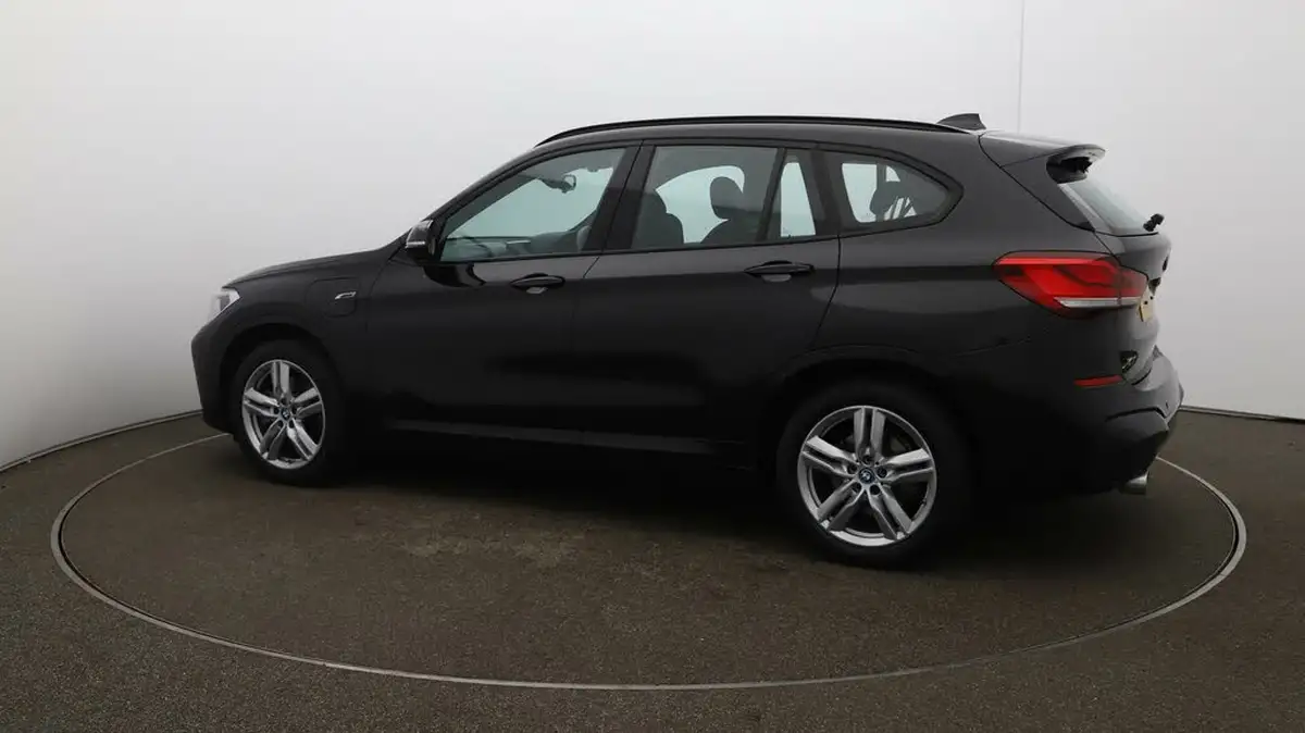 2022-bmw-x1-15-xdrive-25e-phev-m-sport-big-41