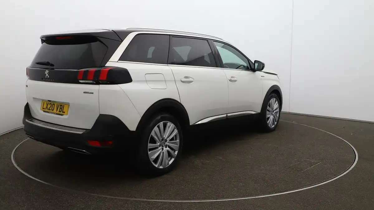 2020-peugeot-5008-suv-16-puretech-gt-line-premium-big-7