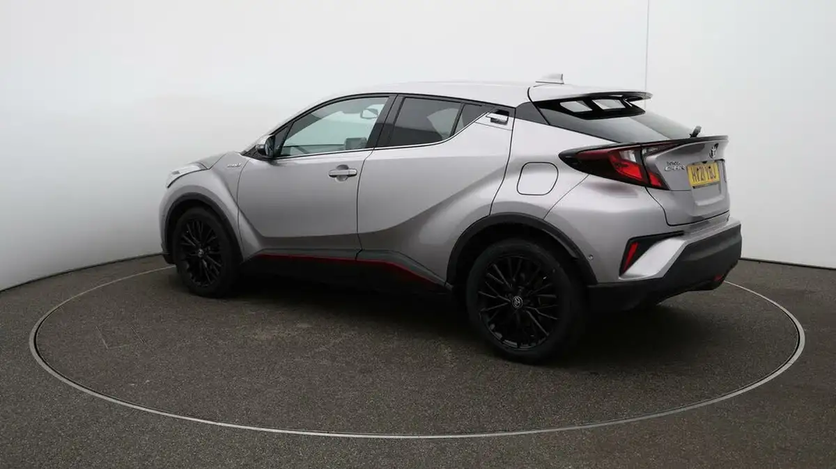 2021-toyota-c-hr-18-vvt-i-design-big-58