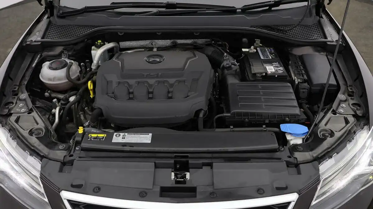 2019-seat-leon-20-tsi-fr-estate-big-18