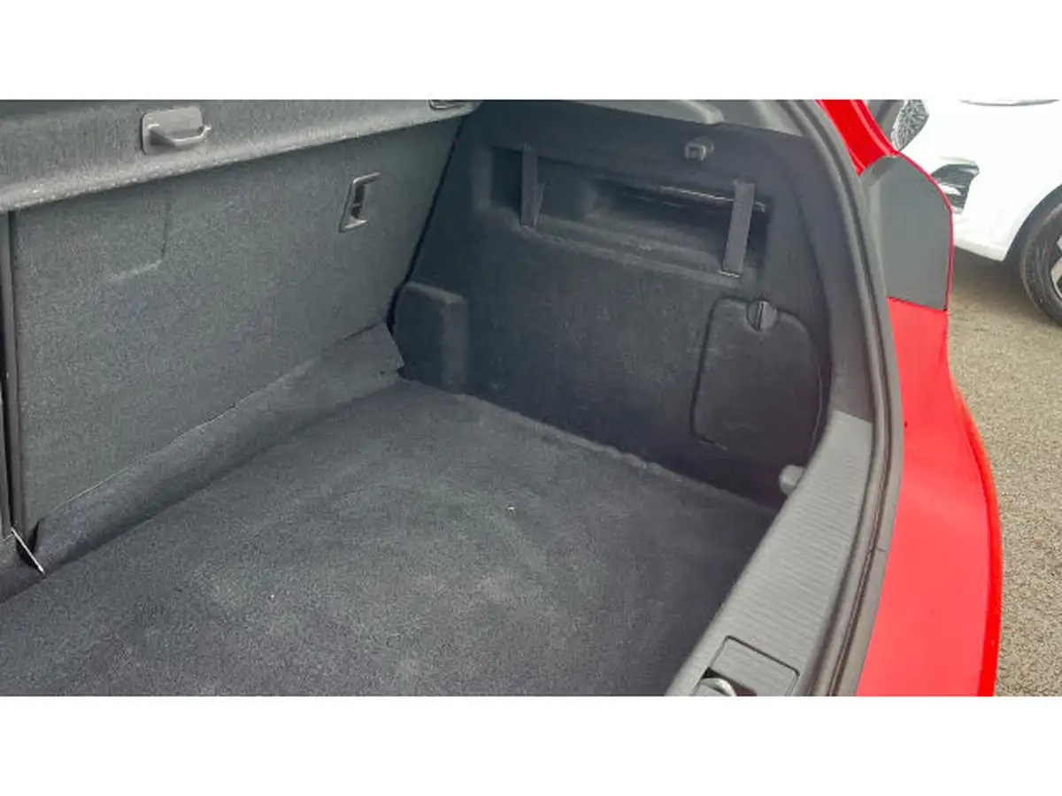 2013-vauxhall-astra-16-limited-edition-big-27
