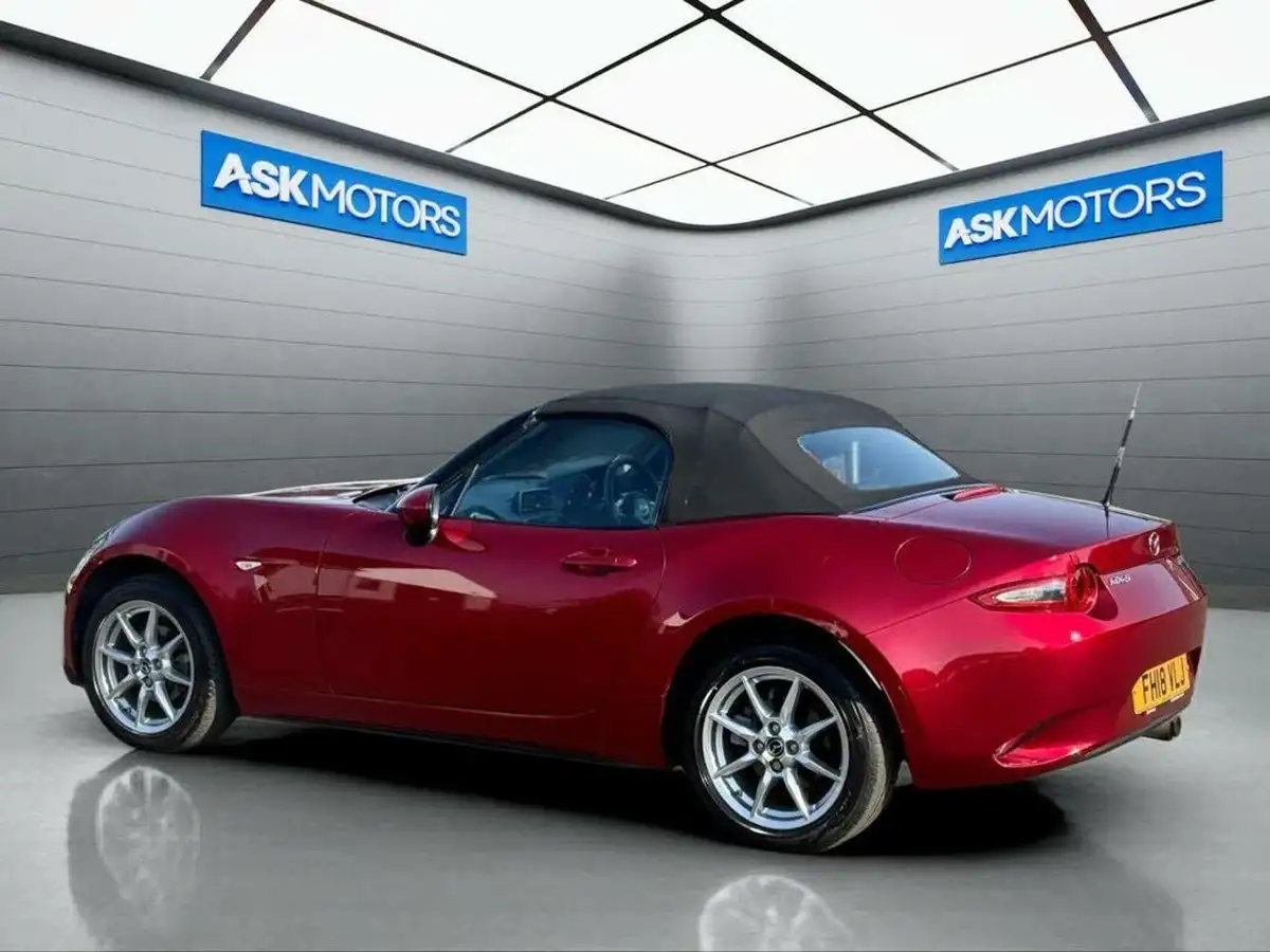 2018-mazda-mx-5-15-se-big-8