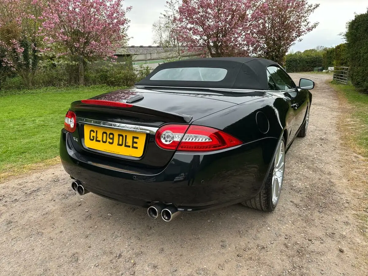 2009-jaguar-xkr-50-convertible-big-19