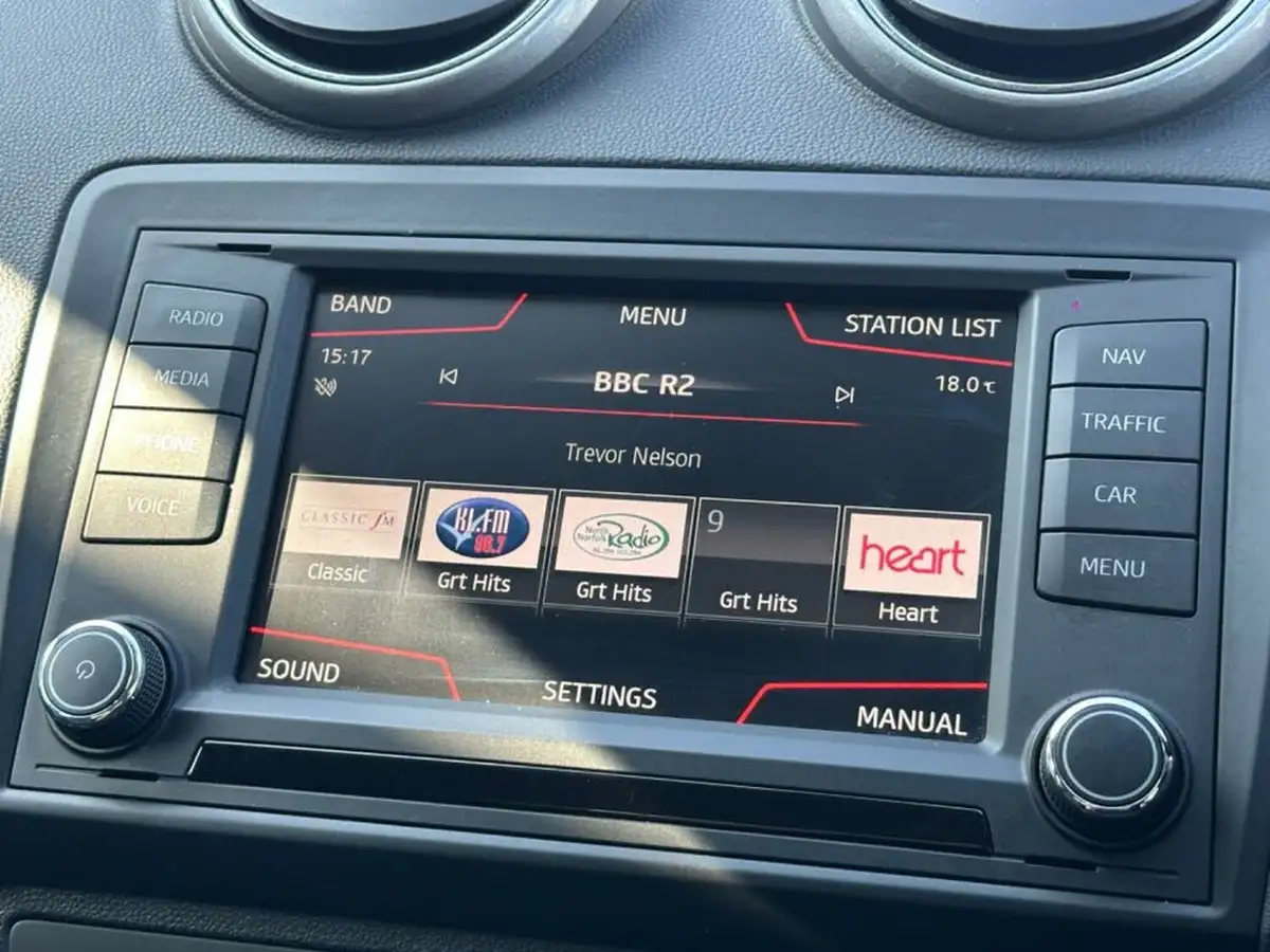2017-seat-ibiza-12-tsi-fr-technology-110ps-hatchback-5d-big-16