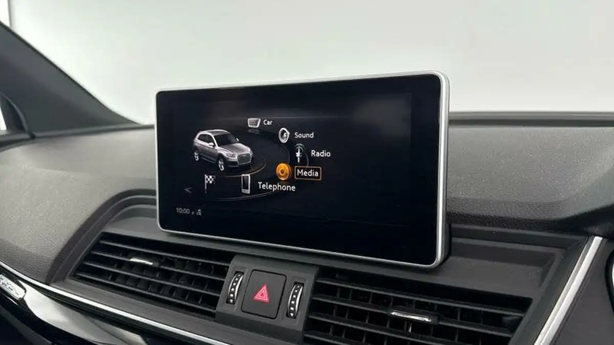 2018-audi-sq5-30-tfsi-quattro-big-17