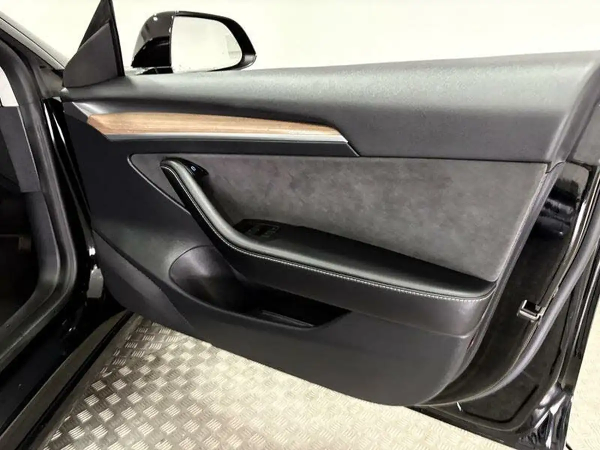 2023-tesla-model-3-e-long-range-346bhp-big-36