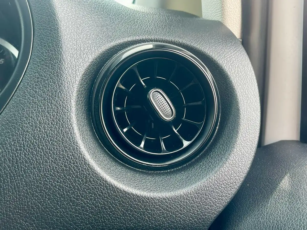 2021-mercedes-benz-vito-18-cdi-114-progressive-l2-panel-big-21