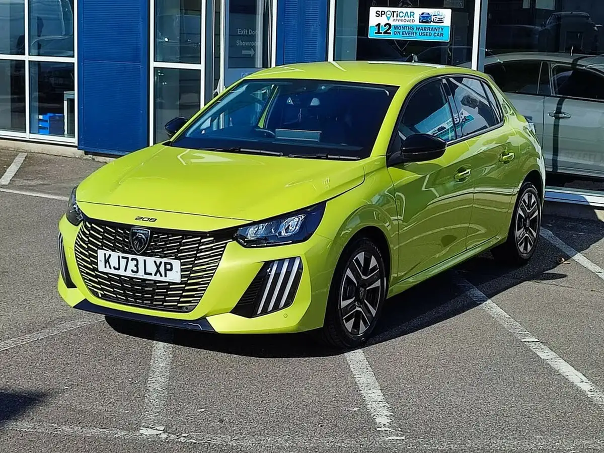 2024-peugeot-208-12-puretech-allure-big-0