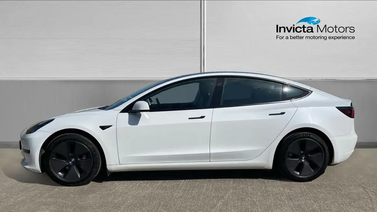 2021-tesla-model-3-e-standard-plus-big-5