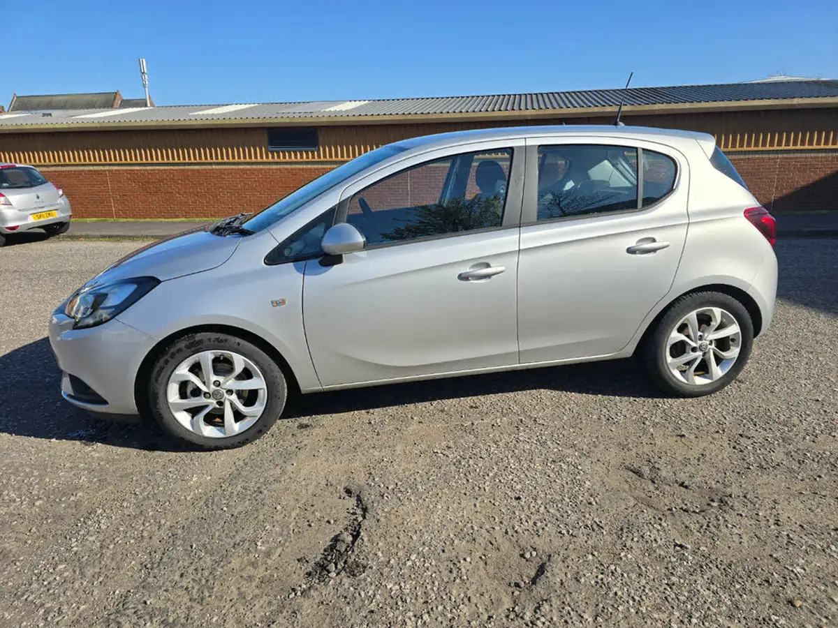 2015-vauxhall-corsa-14-excite-ac-90ps-ecoflex-5d-1398cc-big-26