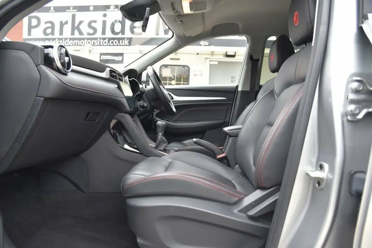 2022-mg-zs-suv-15-vti-tech-exclusive-big-26