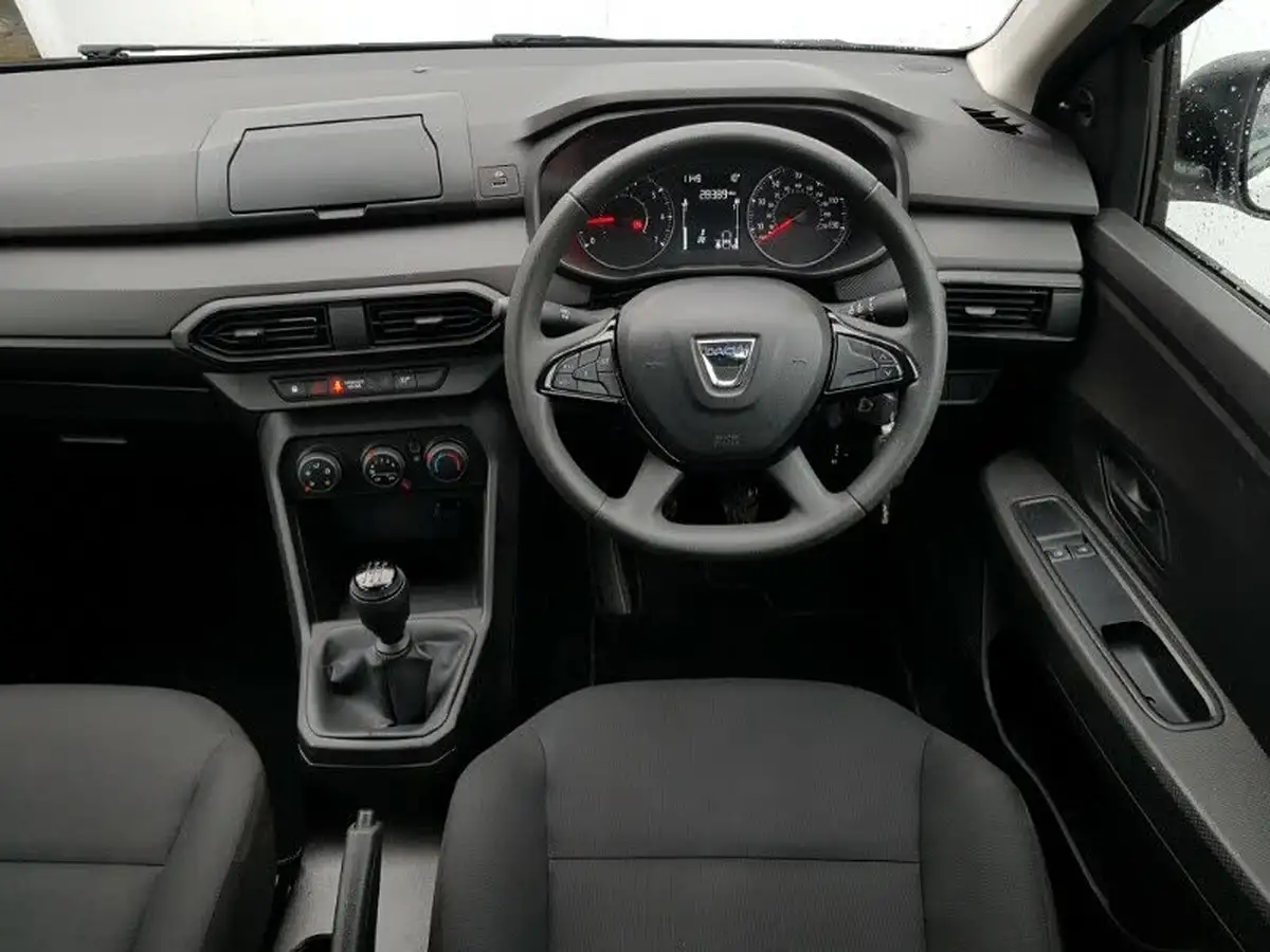 2021-dacia-sandero-10-sce-access-big-6