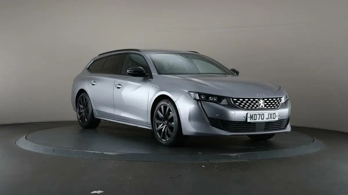 2021-peugeot-508-12-puretech-gt-big-46