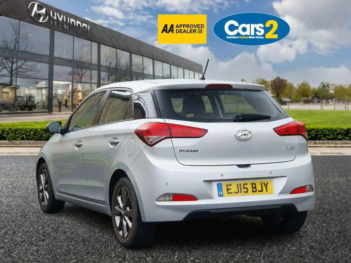 2015-hyundai-i20-14crdi-se-hatchback-5d-big-5