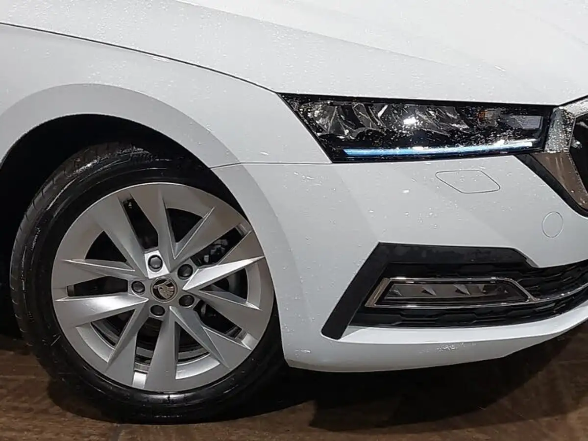 2024-skoda-octavia-15-tsi-e-tec-se-l-estate-big-8