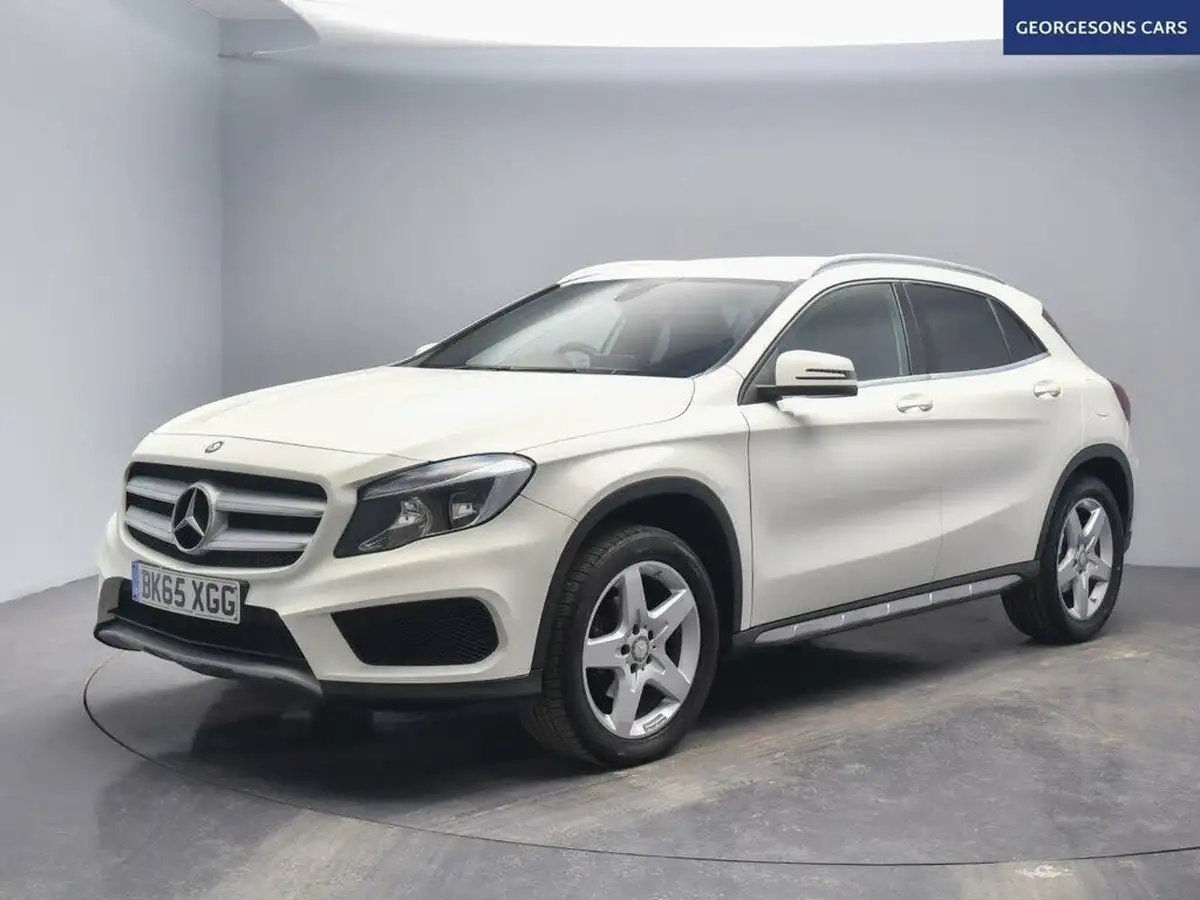 2015-mercedes-benz-gla-class-21d-gla-200d-amg-line-ss-big-4