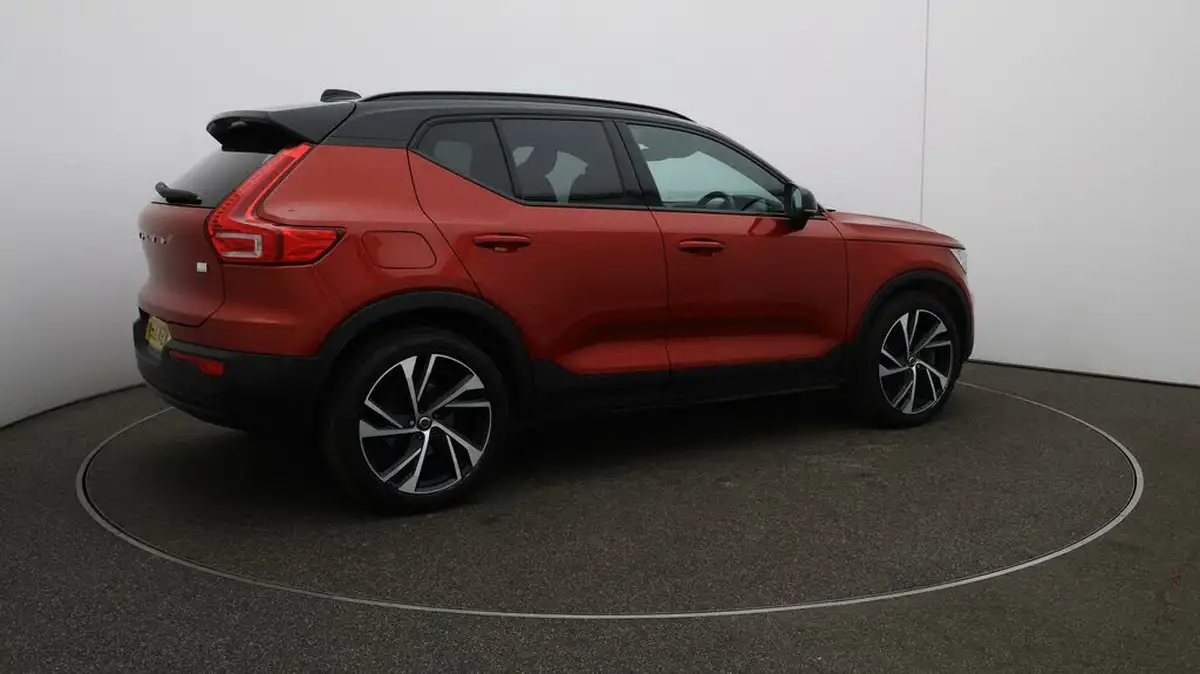 2021-volvo-xc40-15-t5-r-design-pro-262bhp-big-51