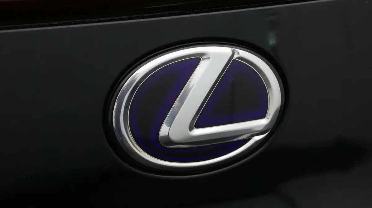 2020-lexus-ux-250h-20-ux-without-navigation-big-19