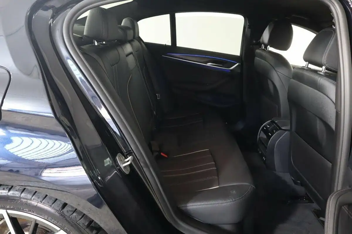2021-bmw-5-series-20td-520d-m-sport-mht-saloon-4d-big-17