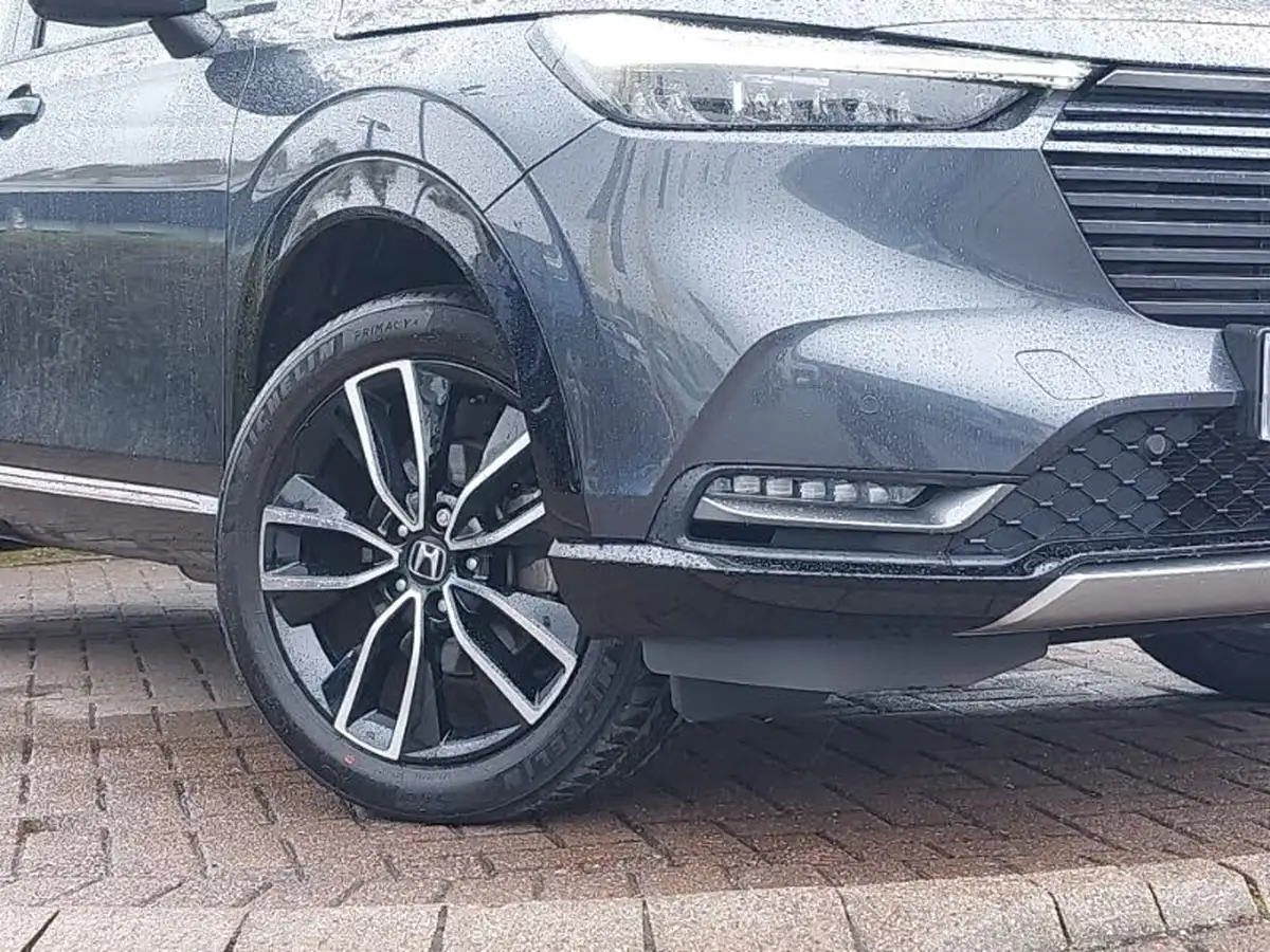 2023-honda-hr-v-15-i-mmd-advance-style-big-8