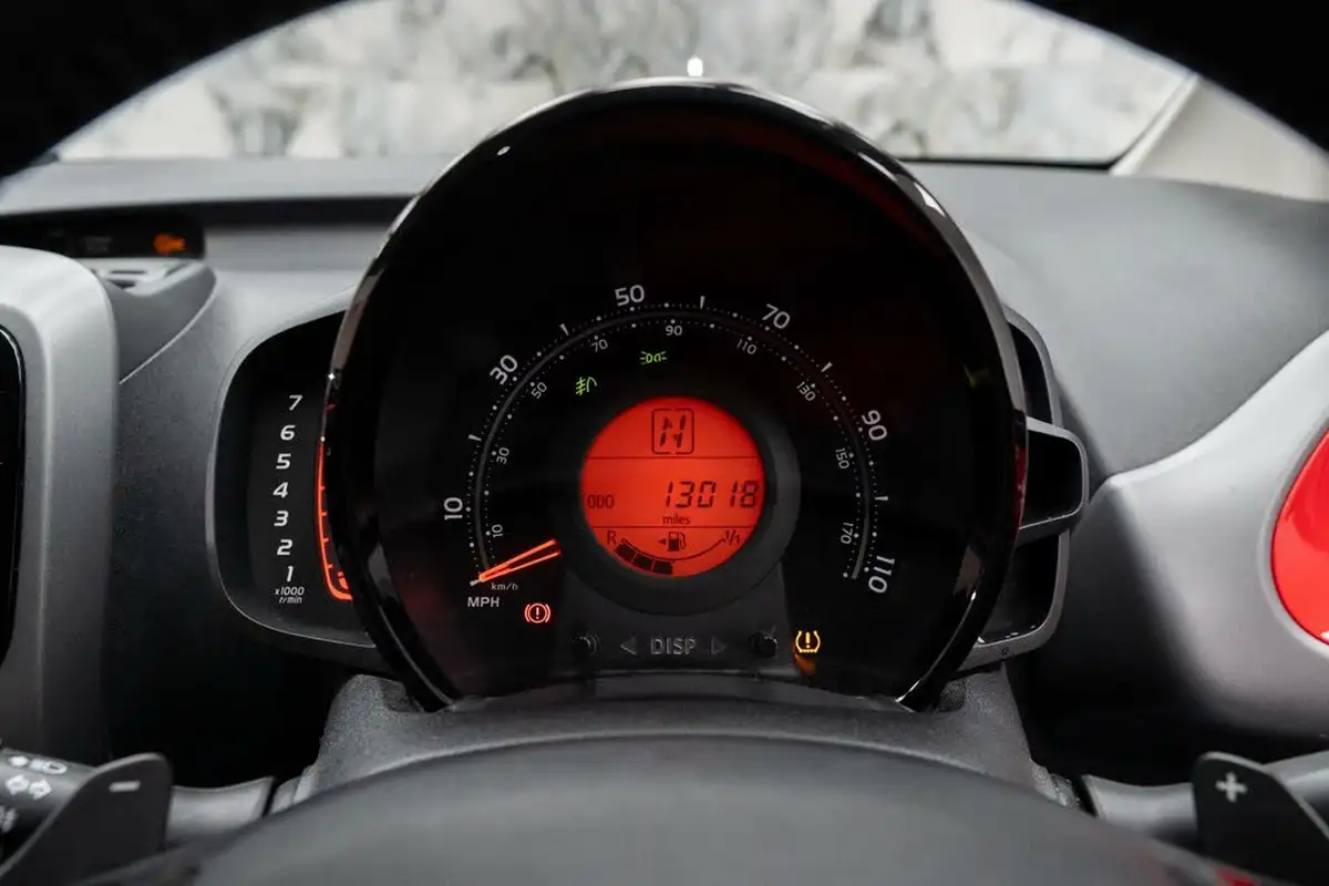2019-toyota-aygo-10-vvt-i-x-trend-x-shift-big-14
