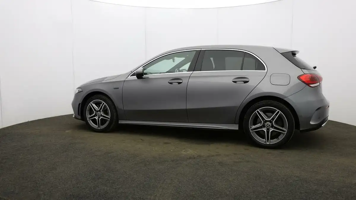 2021-mercedes-benz-a-class-13-a250e-amg-line-hatchback-5d-big-57