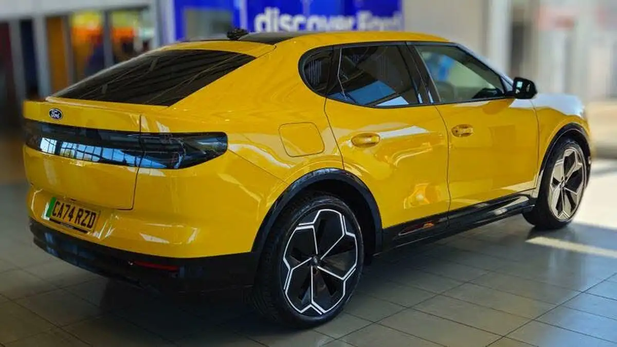 2024-ford-capri-e-premium-286ps-77kwh-extended-big-5