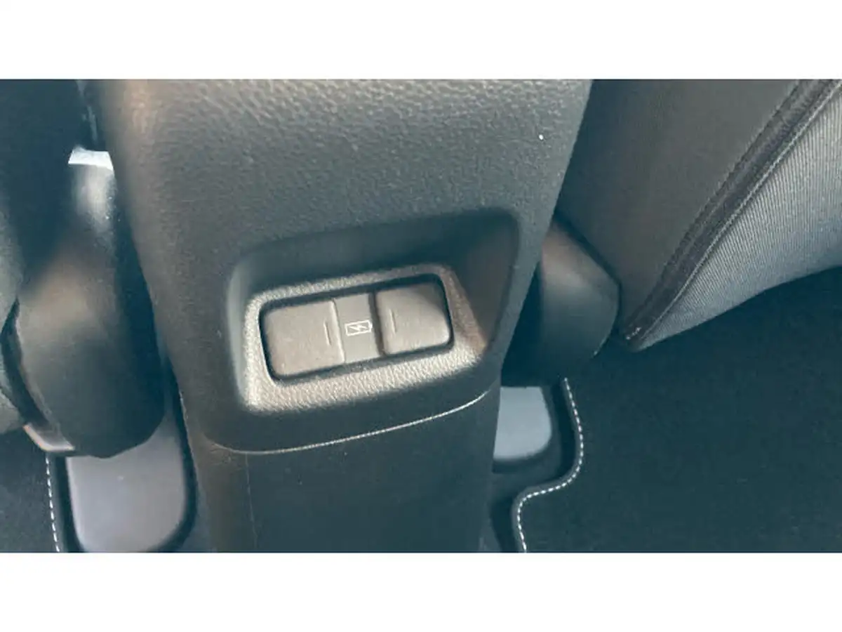 2023-honda-jazz-15-i-mmd-crosstar-advance-big-27