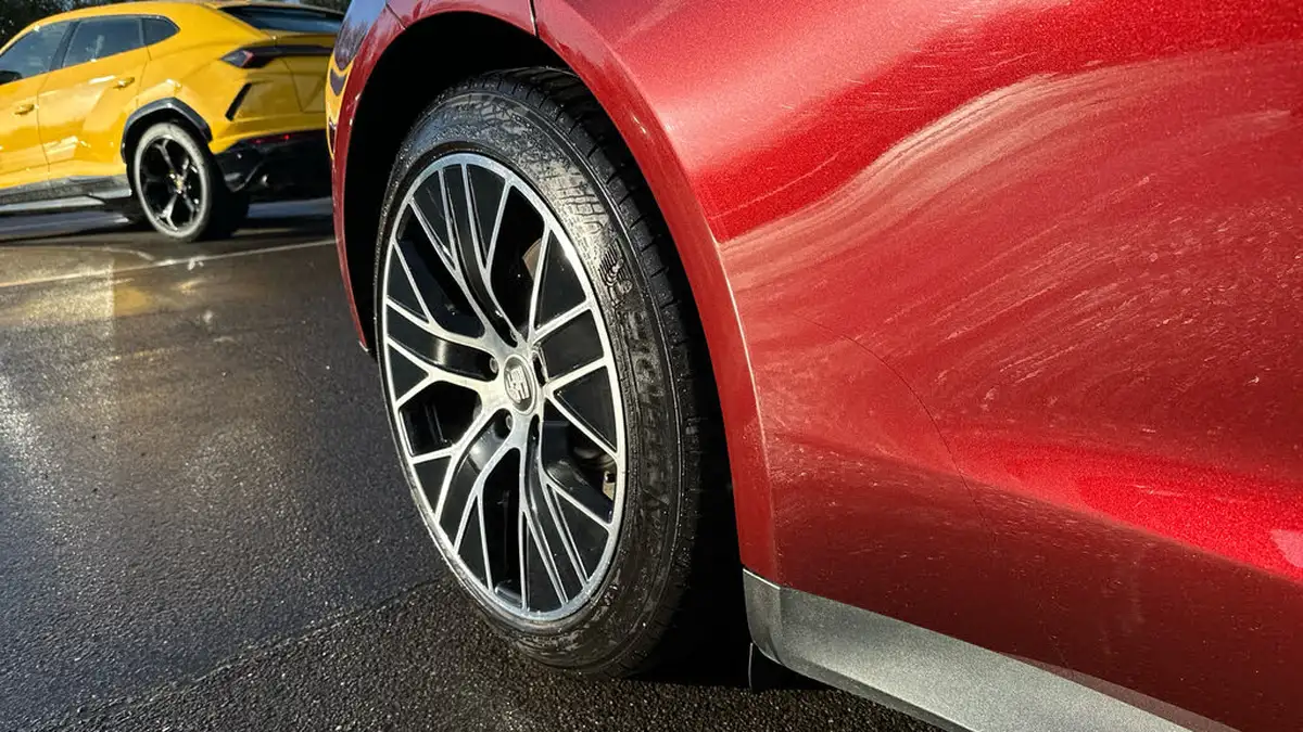 2021-porsche-taycan-e-base-476ps-performance-battery-plus-big-10