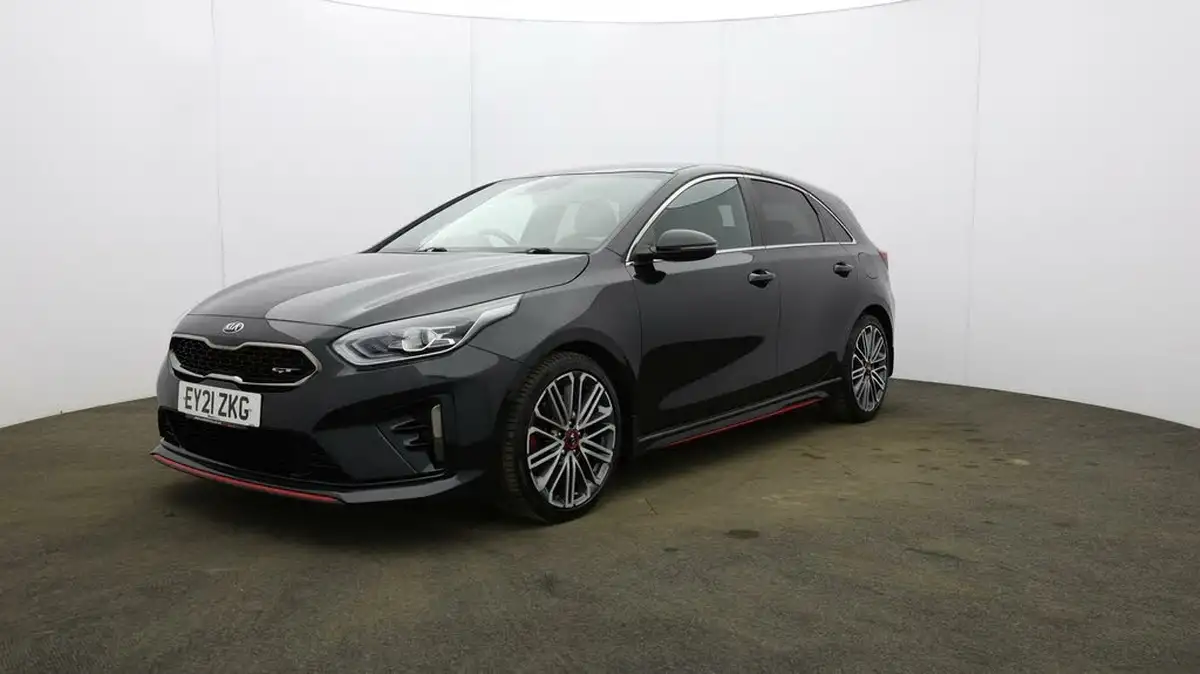 2021-kia-ceed-16-t-gdi-gt-dct-big-2