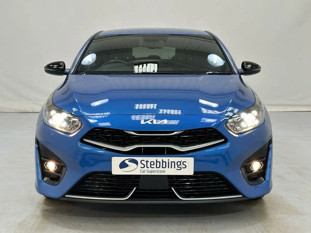 2022-kia-pro-ceed-15-t-gdi-gt-line-big-2