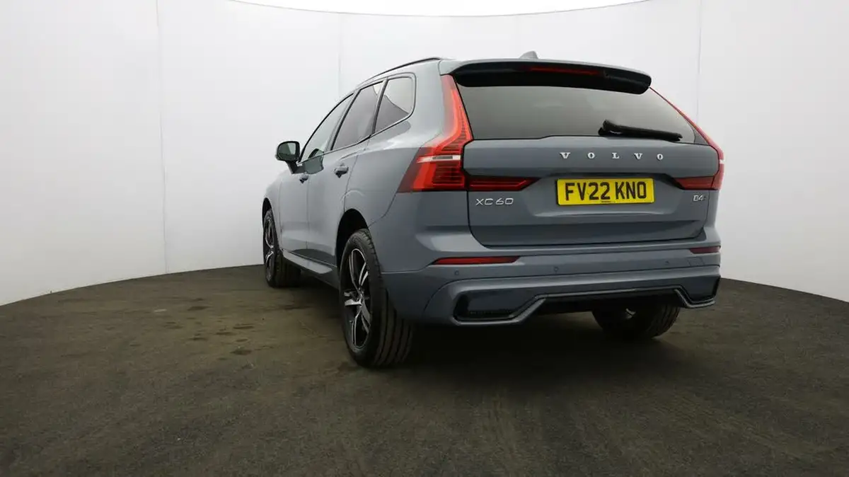 2021-volvo-xc60-20td-b4-r-design-awd-big-24